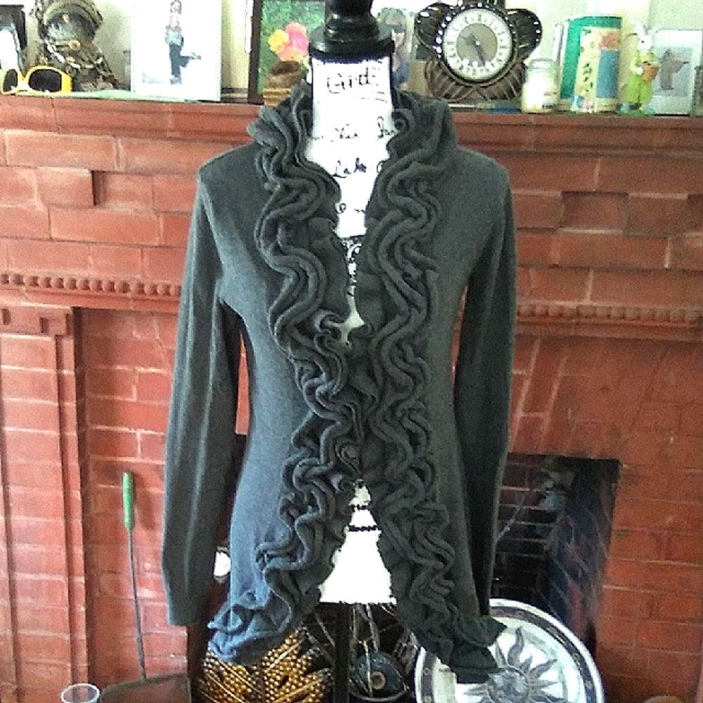 WOMEN'S LONG CARDIGAN/COAT SWEATER ( sz S)